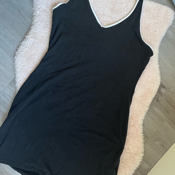 B&W mini bodycon halter dress - Picture 2 of 2